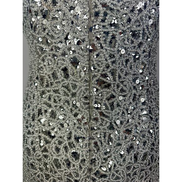 Adrianna Papell Size 8 Silver Sequin Lace Overlay Sheath Dress Holiday NYE Party - Picture 6 of 11